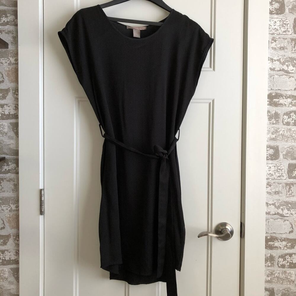 Forever 21 shift dress racerback cutout